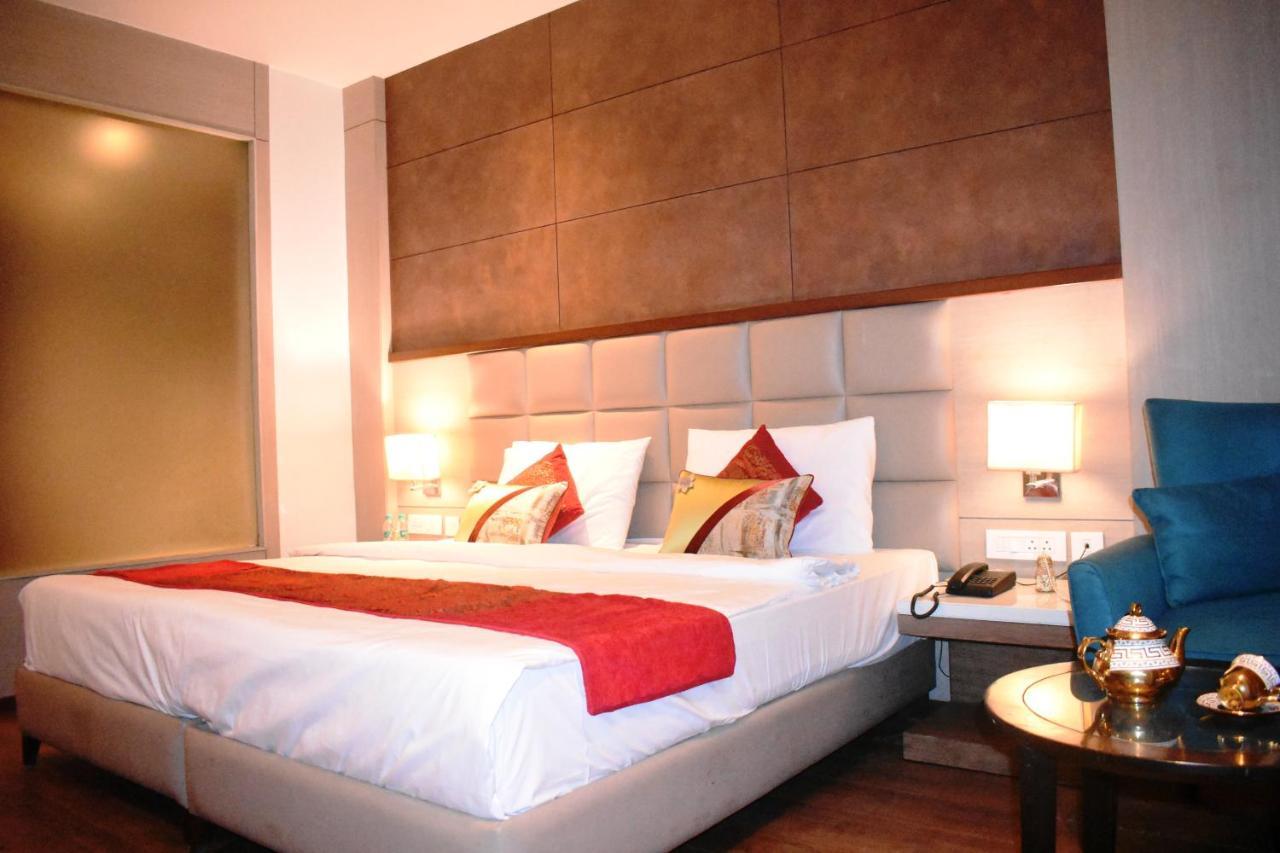 Lemonwood Suites By F9 Hotels - Trivoli Garden Chhatarpur New Delhi Exterior photo