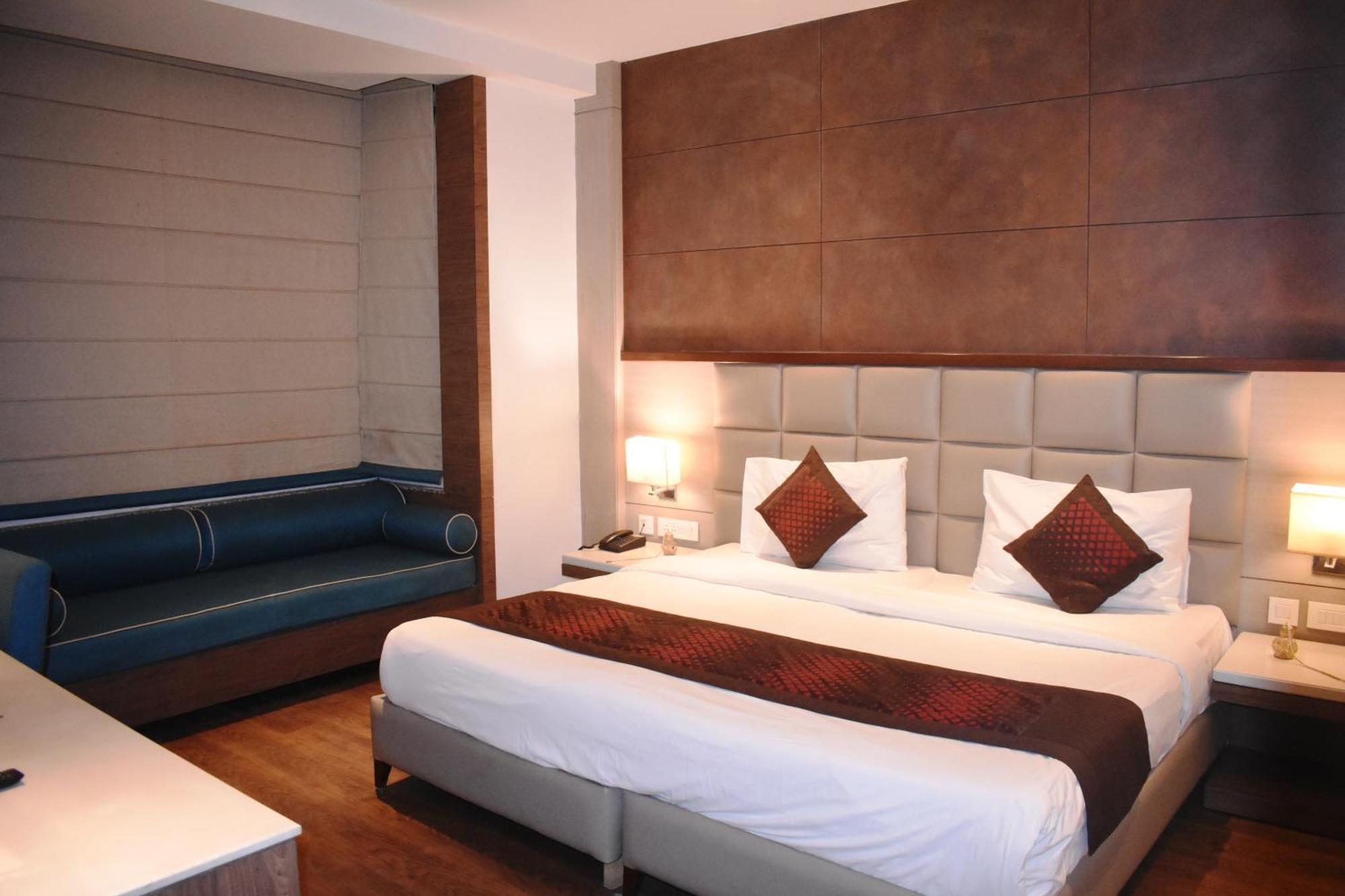 Lemonwood Suites By F9 Hotels - Trivoli Garden Chhatarpur New Delhi Exterior photo
