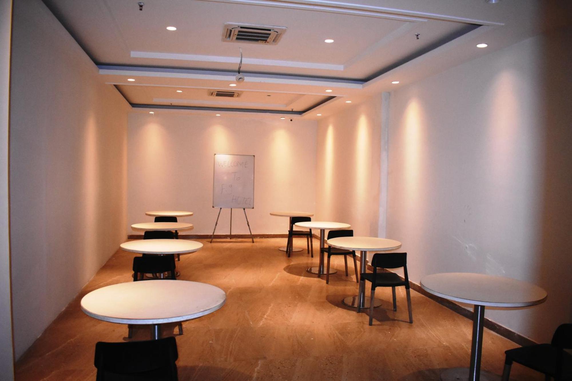 Lemonwood Suites By F9 Hotels - Trivoli Garden Chhatarpur New Delhi Exterior photo